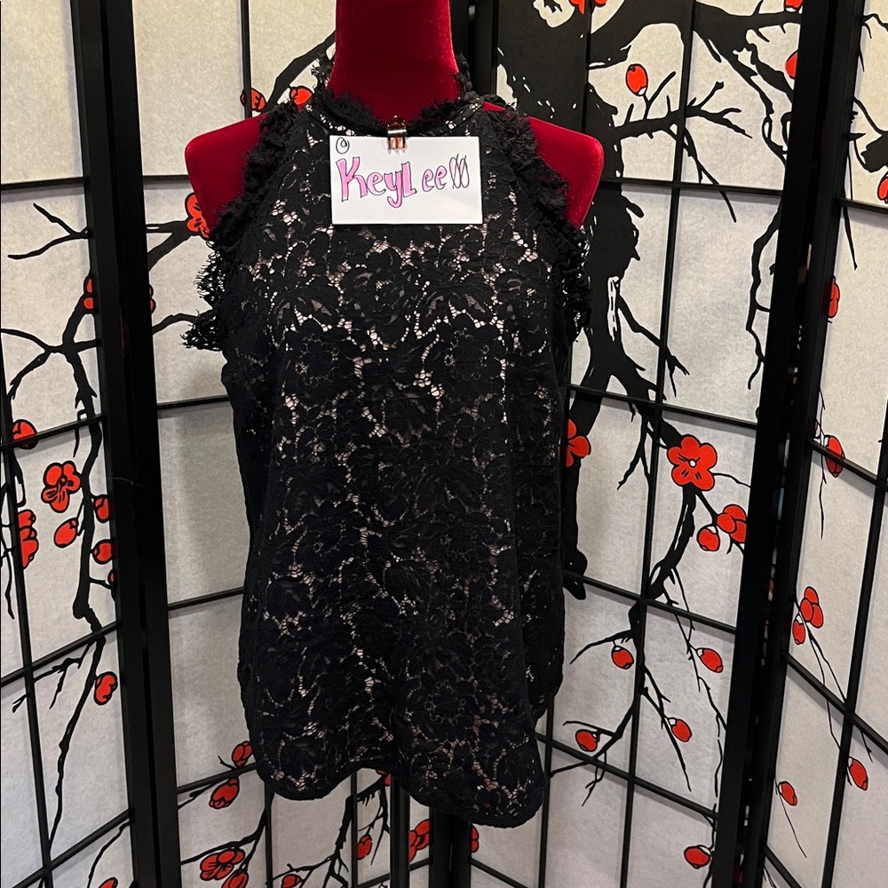 #95. Lace over blouse. Xl